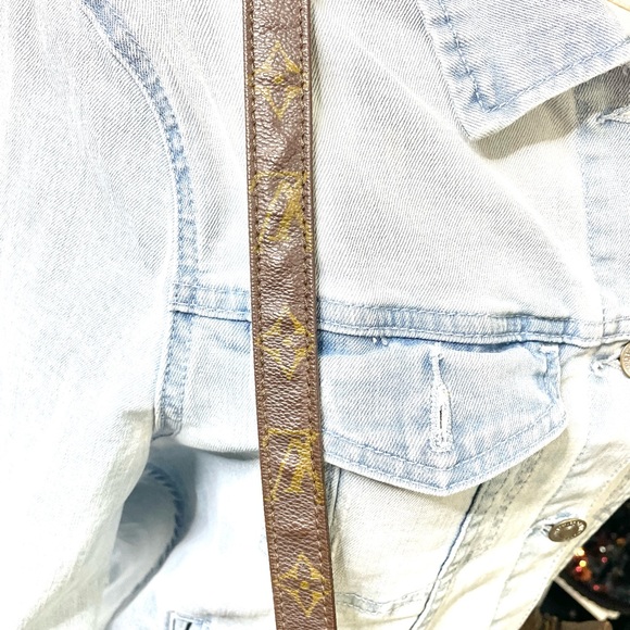 Louis Vuitton Messenger Bag 💯 Authentic! - Picture 12 of 16